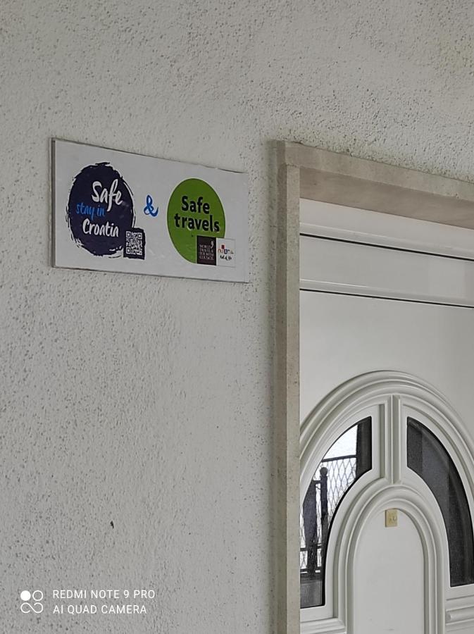 Apartment Topic Baška Voda Exterior foto