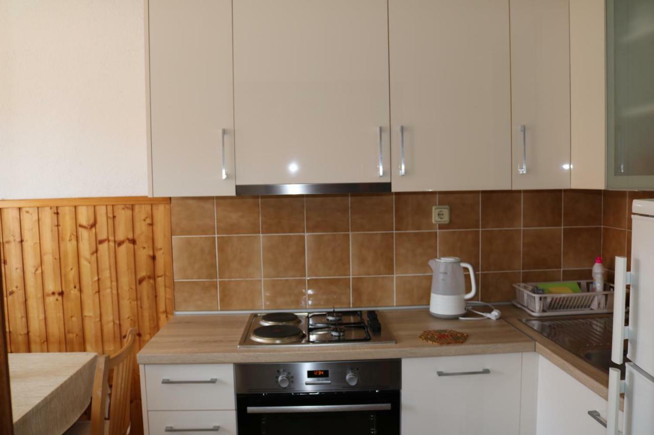 Apartment Topic Baška Voda Exterior foto